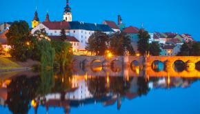 STAROŽITNOSTI SLOUP